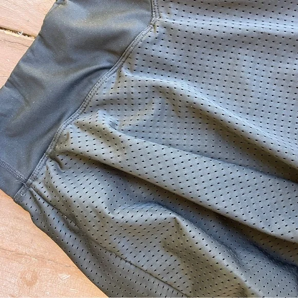 Black Tennis Skirt - Picture 2 of 7